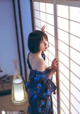 欧美孕妇挺大肚胎动_1080高清完整版播放