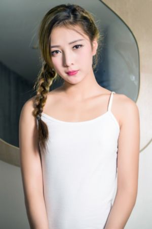 欧美女性主播_DVD高清视频播放