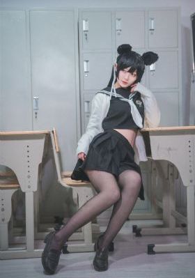 美女翘臀后进式欧美_HD电影免费在线
