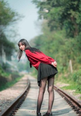 男人扒美女尿囗_HD视频大全